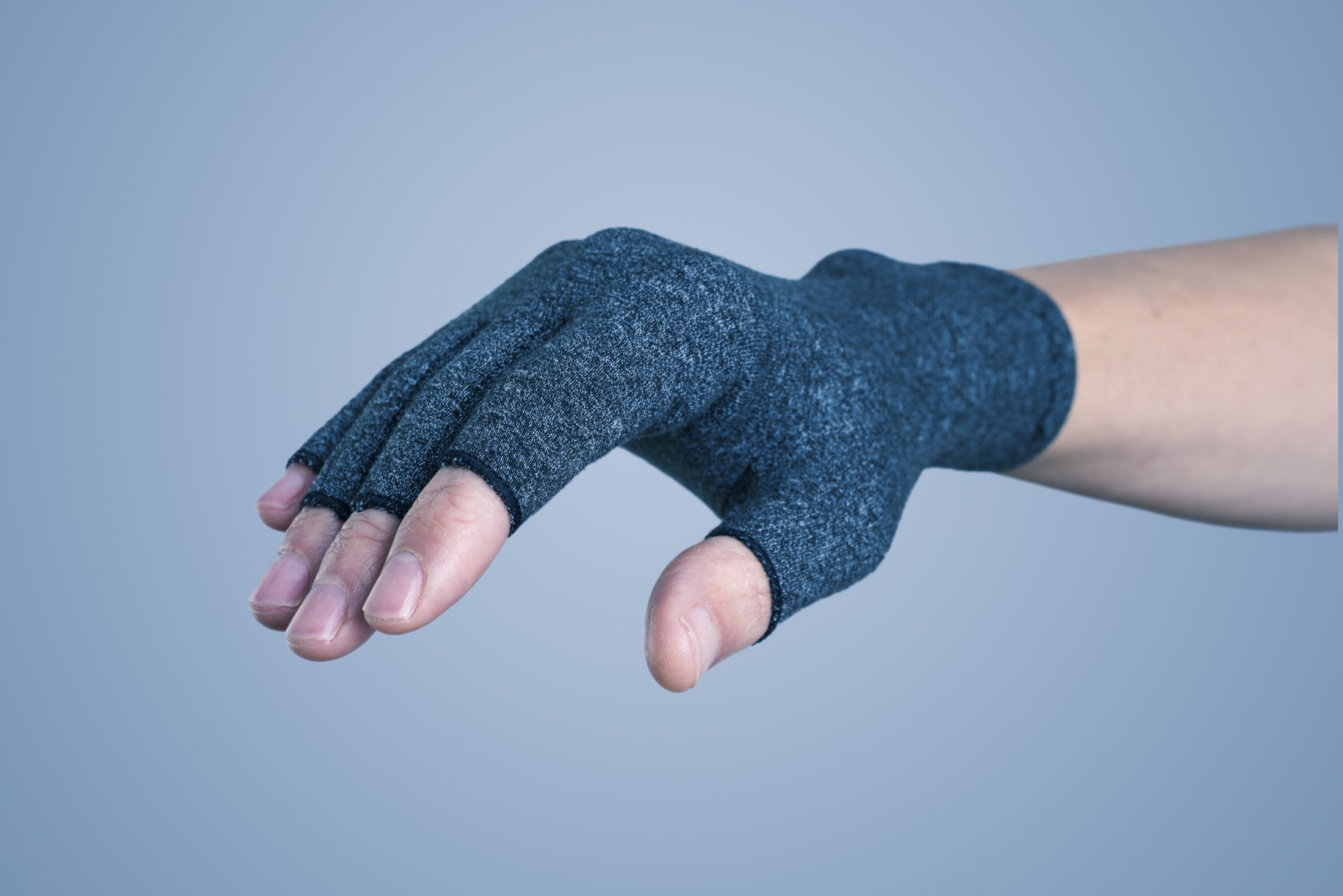 Flat Knit Compression Gloves and Gauntlets